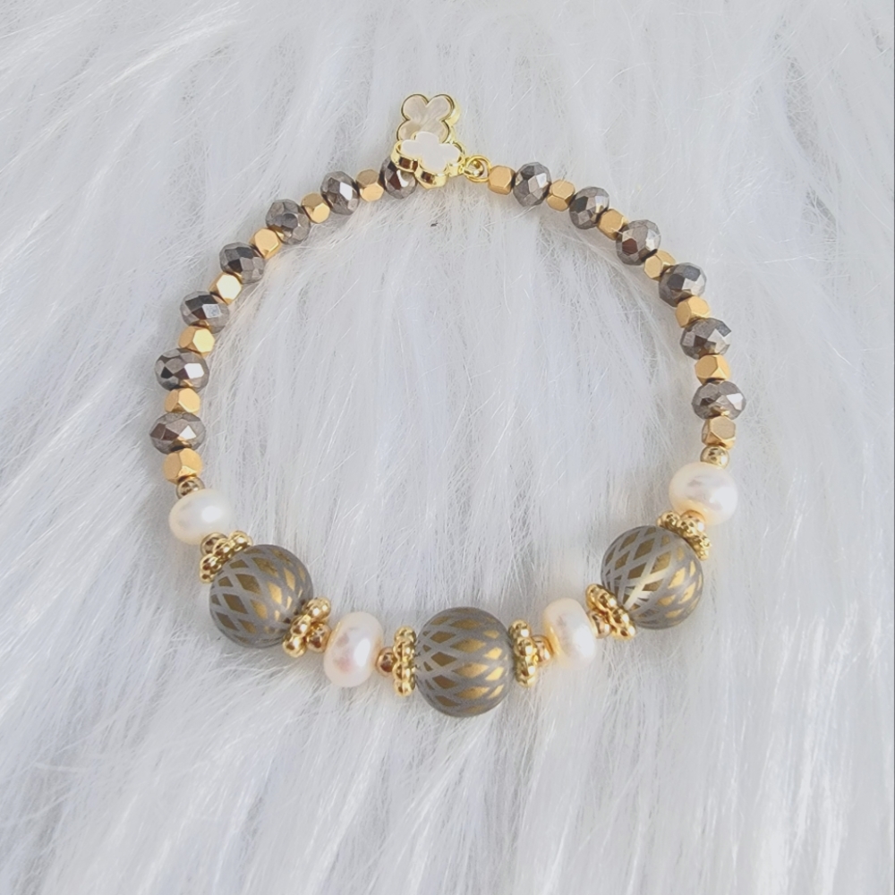 Beaded Bangle Bracelet